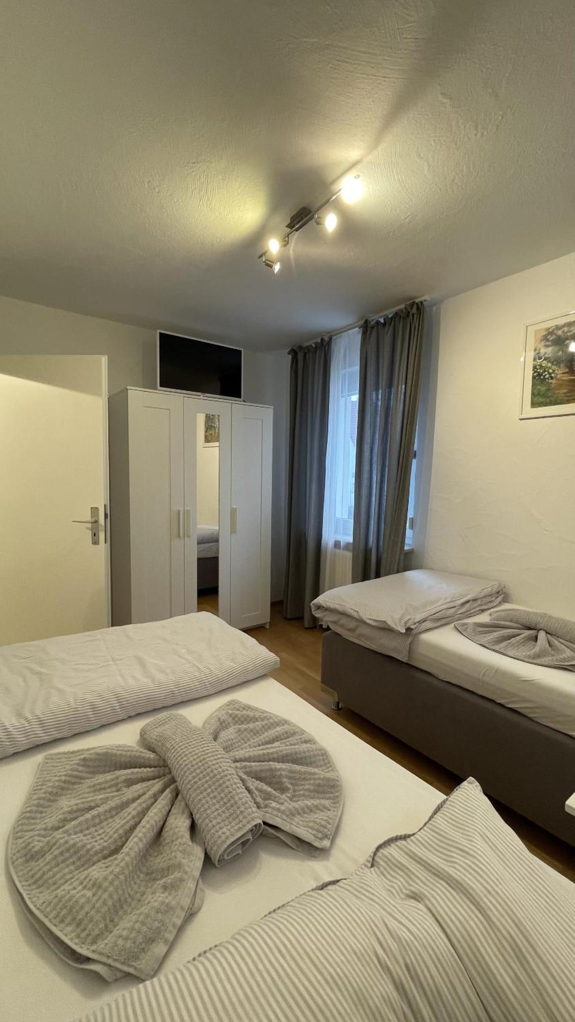 Fewo Reutlingen Heinestrasse מראה חיצוני תמונה