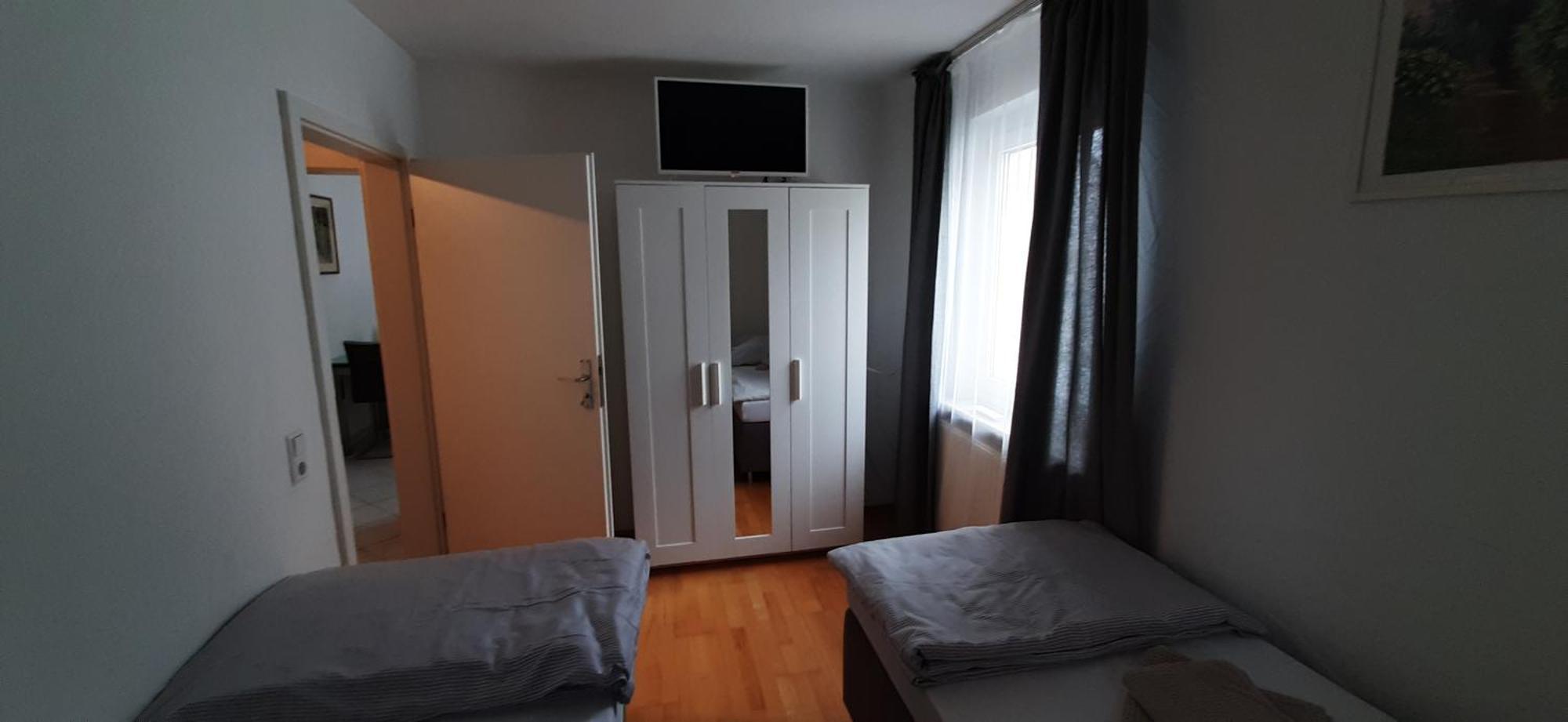 Fewo Reutlingen Heinestrasse חדר תמונה