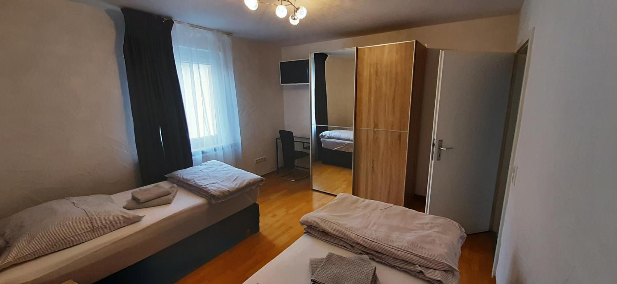 Fewo Reutlingen Heinestrasse חדר תמונה